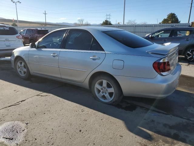 2005 Toyota Camry LE