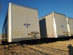 Salvage trucks for sale at Grand Prairie, TX auction: 2014 Wabash Trailer