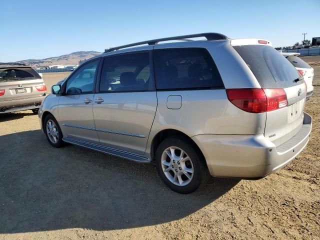 2004 Toyota Sienna XLE