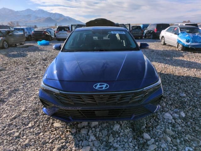 2024 Hyundai Elantra Limited