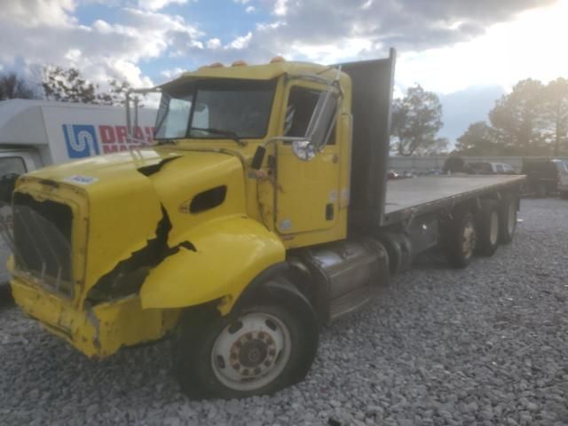 2014 Peterbilt 348