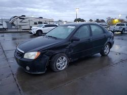 KIA Spectra Vehiculos salvage en venta: 2005 KIA Spectra LX