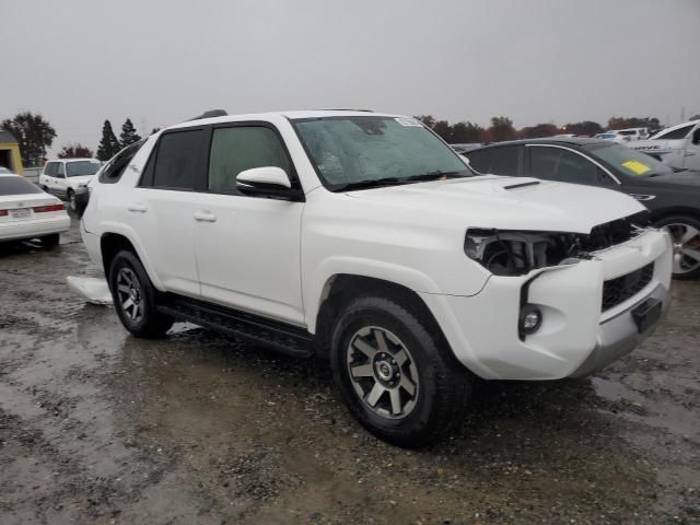 2023 Toyota 4runner SE