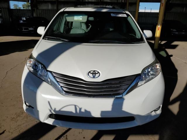 2015 Toyota Sienna XLE