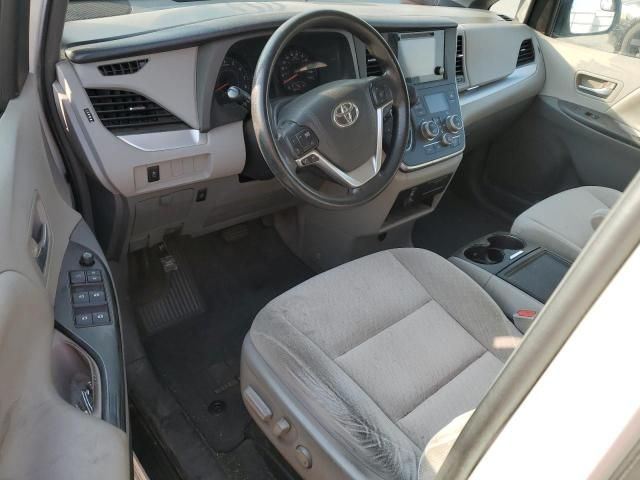 2015 Toyota Sienna LE