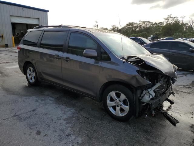 2012 Toyota Sienna LE