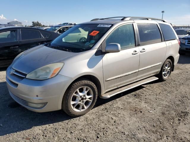 2005 Toyota Sienna XLE