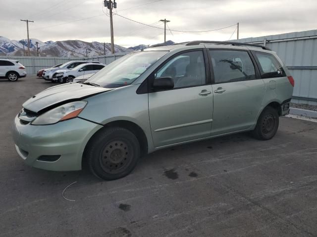 2006 Toyota Sienna CE