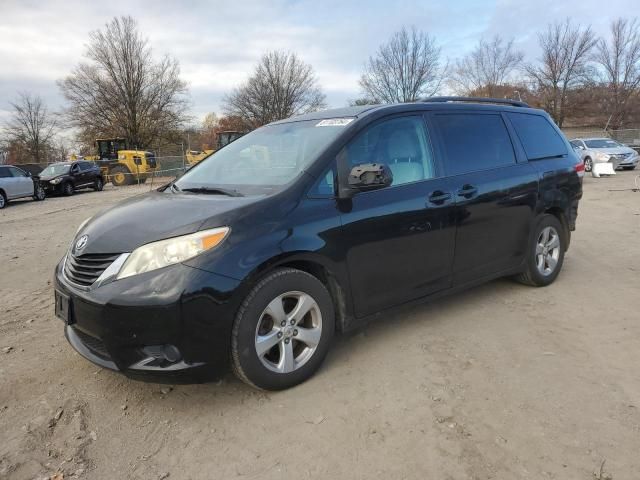 2012 Toyota Sienna LE