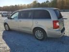 2013 Chrysler Town & Country Limited