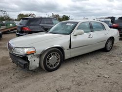 Salvage vehicles for parts for sale at auction: 2006 Lincoln Town Car Signature Limited