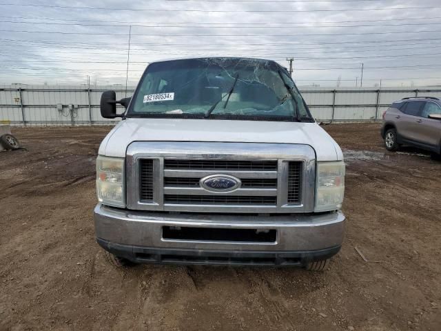 2010 Ford Econoline E150 Van