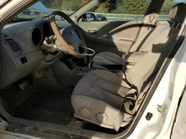 2004 Nissan Altima Base