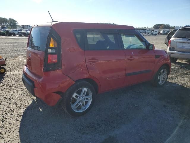 2011 KIA Soul +