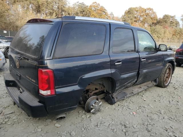 2004 Cadillac Escalade Luxury