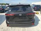 2022 Toyota Highlander L