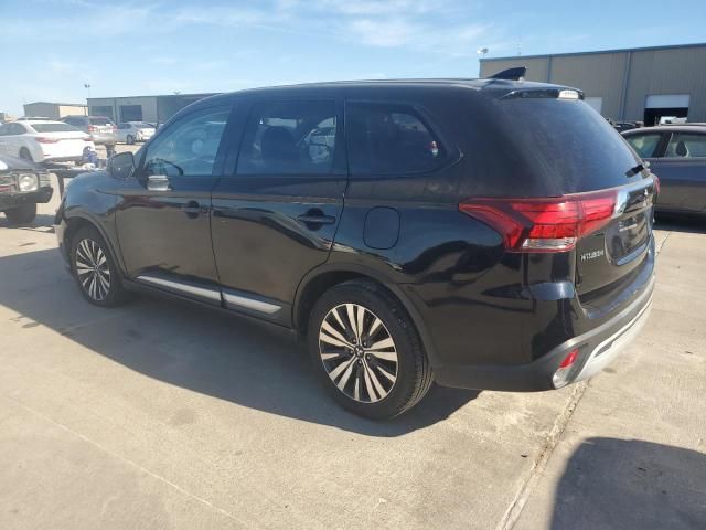 2019 Mitsubishi Outlander SE