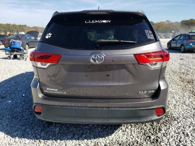 2018 Toyota Highlander SE