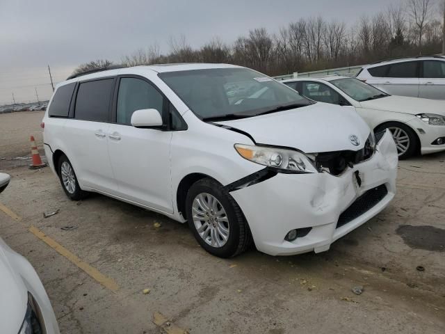 2012 Toyota Sienna XLE