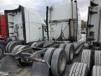 1999 Freightliner Conventional FLD120