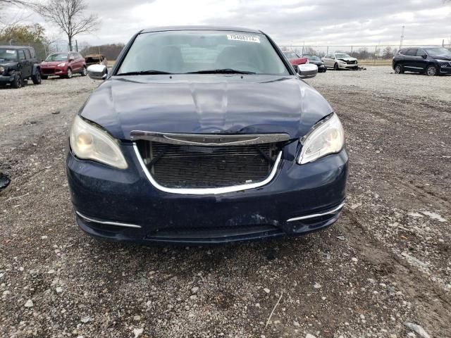 2013 Chrysler 200 Limited