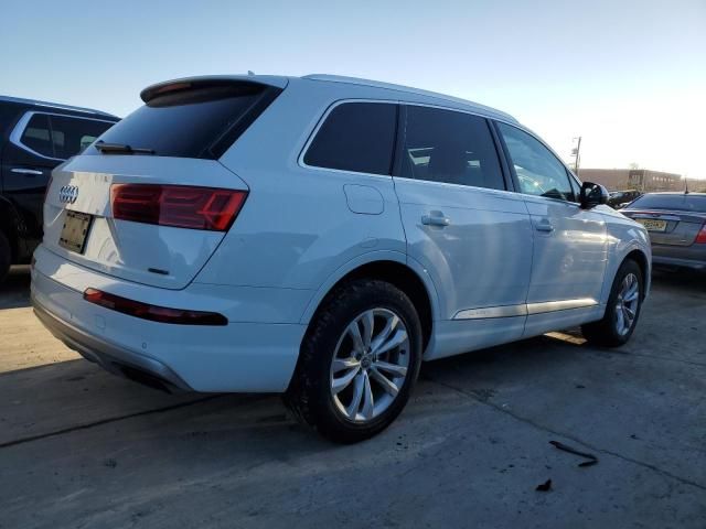 2019 Audi Q7 Premium