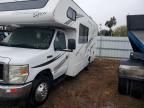 2009 Ford Econoline E450 Super Duty Cutaway Van