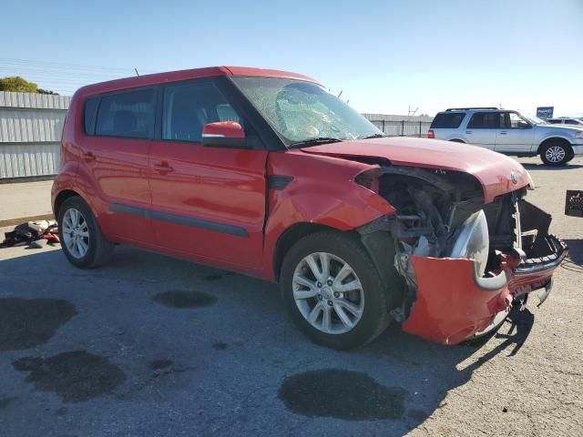 2013 KIA Soul +