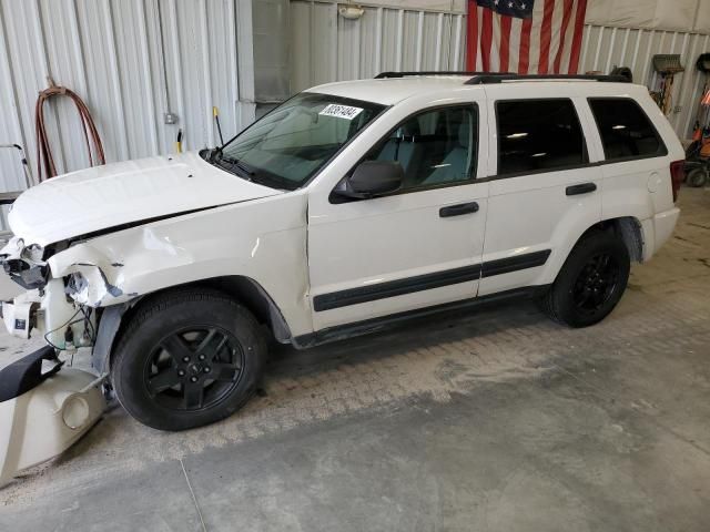 2005 Jeep Grand Cherokee Laredo