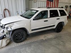 SUV salvage a la venta en subasta: 2005 Jeep Grand Cherokee Laredo