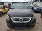 2011 Volkswagen Routan SE