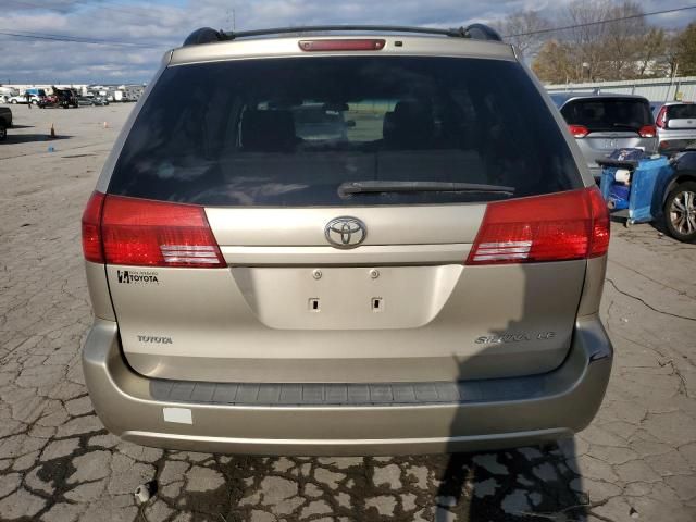 2004 Toyota Sienna CE