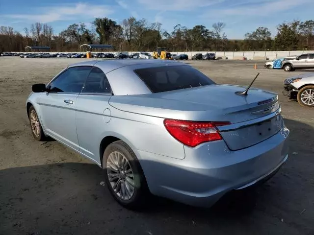 2013 Chrysler 200 Limited