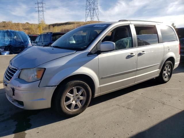 2010 Chrysler Town & Country Touring