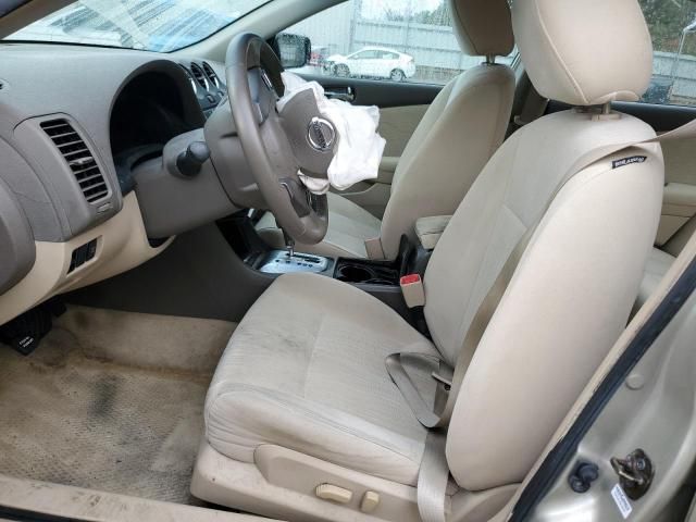 2010 Nissan Altima Base