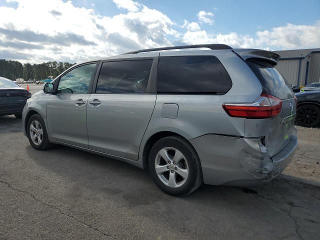 2015 Toyota Sienna LE