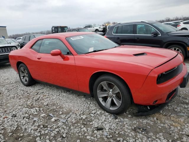 2016 Dodge Challenger SXT