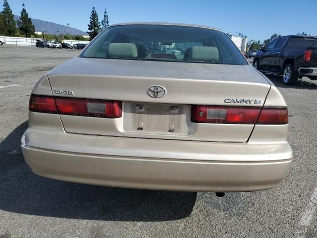 1999 Toyota Camry LE