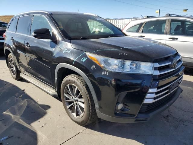 2018 Toyota Highlander SE