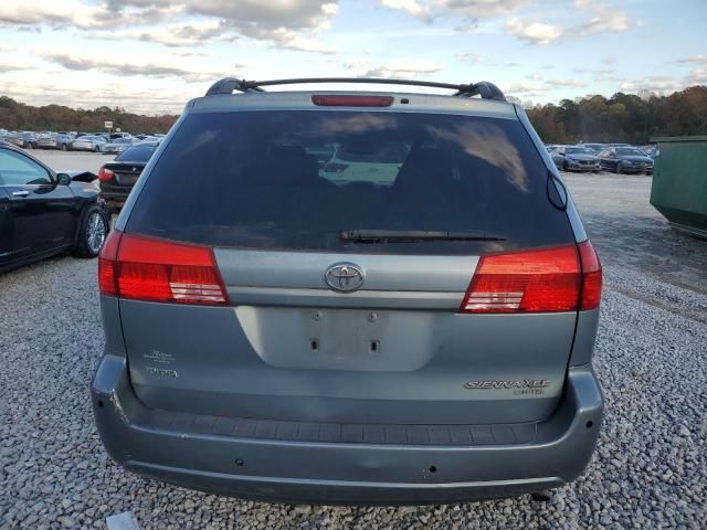 2004 Toyota Sienna XLE