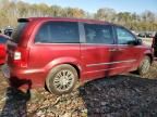 2013 Chrysler Town & Country Touring L