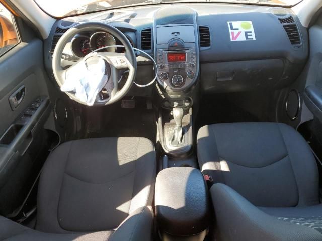 2011 KIA Soul +