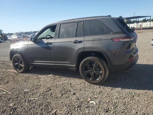 2023 Jeep Grand Cherokee Laredo