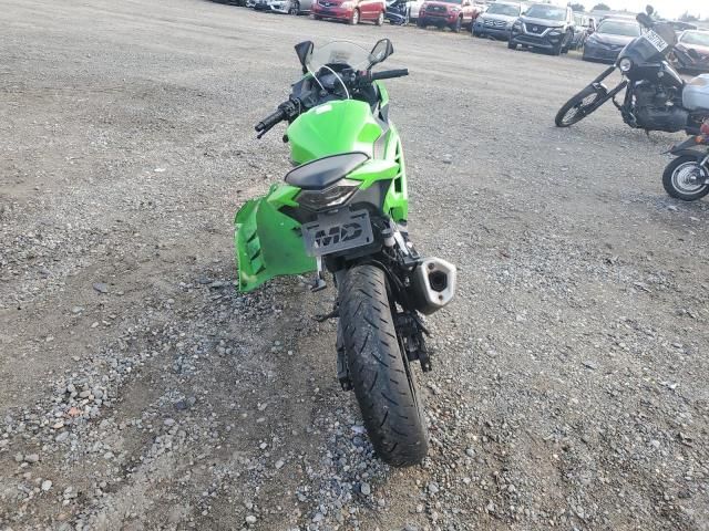 2015 Kawasaki EX300 B