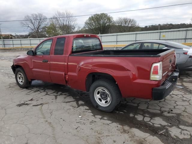 2006 Mitsubishi Raider LS