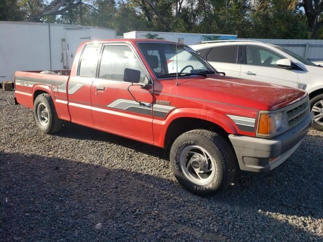 1986 Mazda B2000 Long BED