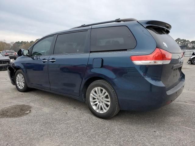 2012 Toyota Sienna XLE