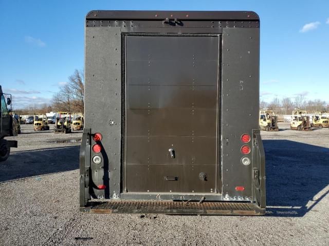 2009 Freightliner Chassis M Line WALK-IN Van