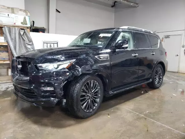 2022 Infiniti QX80 Luxe