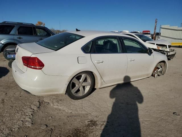 2013 Volkswagen Passat SE